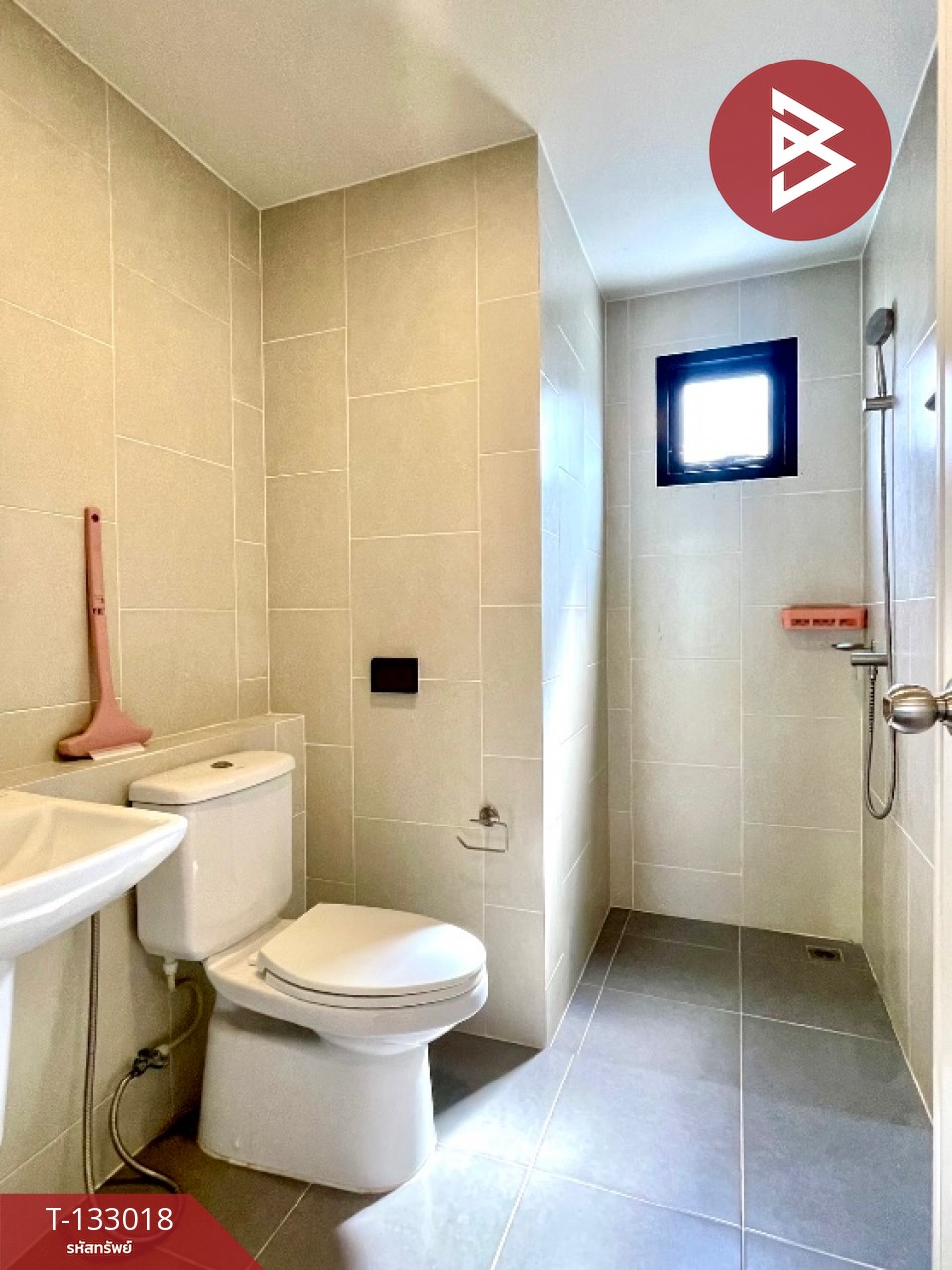 ขายทาวน์เฮ้าส์ หมู่บ้านบริทาเนีย บางนา กม.42 บางปะกง ฉะเชิงเทรา 11