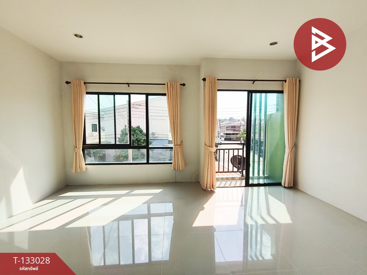 ขายด่วนทาวน์เฮ้าส์ 2 ชั้น หมู่บ้านเอสซีวิลเลจ 5 ปลวกแดง-วังแขยง ระยอง 11