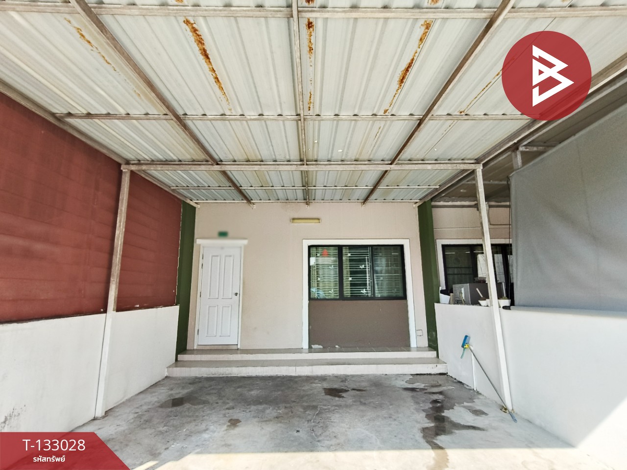 ขายด่วนทาวน์เฮ้าส์ 2 ชั้น หมู่บ้านเอสซีวิลเลจ 5 ปลวกแดง-วังแขยง ระยอง 2