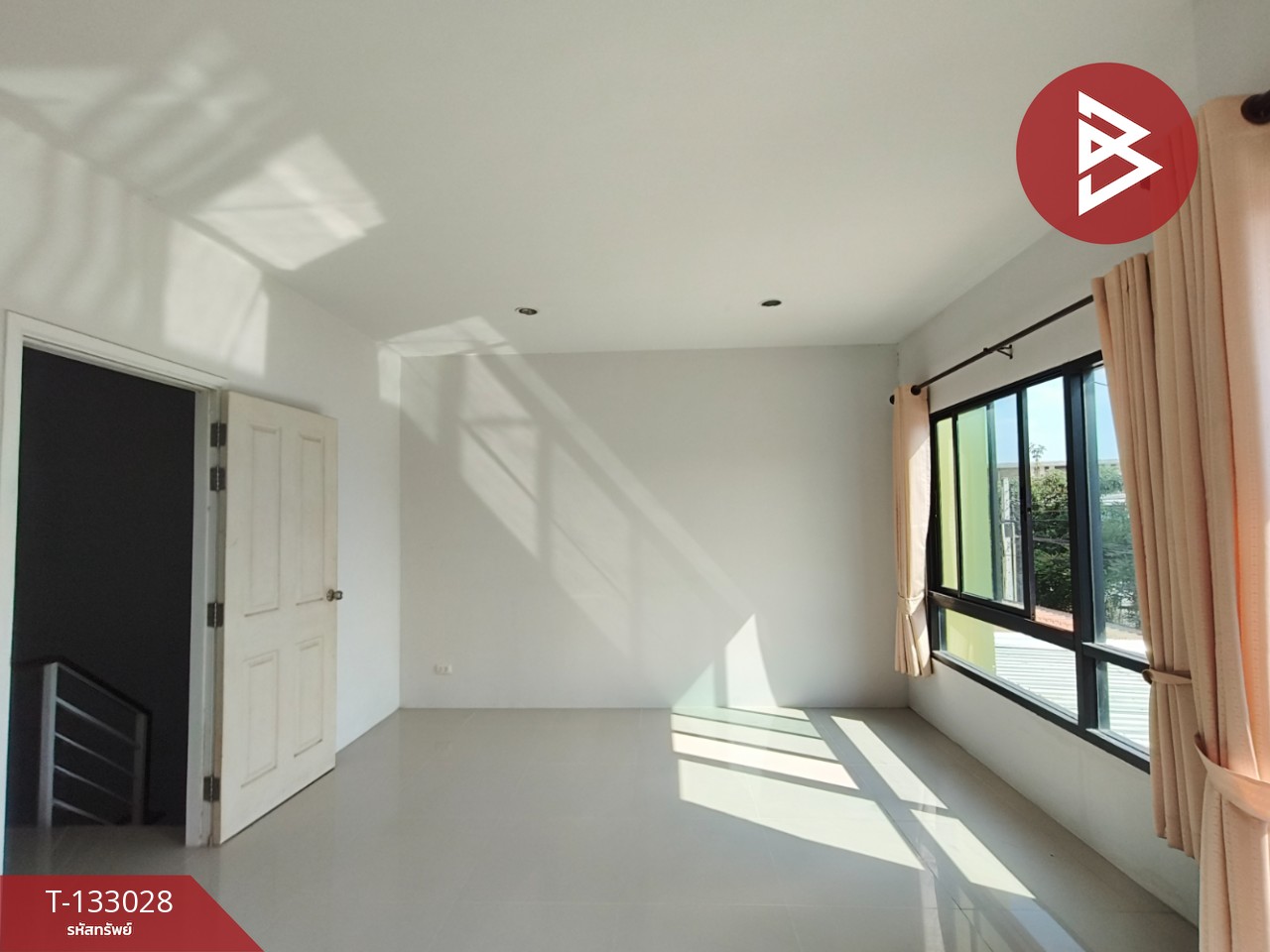 ขายด่วนทาวน์เฮ้าส์ 2 ชั้น หมู่บ้านเอสซีวิลเลจ 5 ปลวกแดง-วังแขยง ระยอง 9