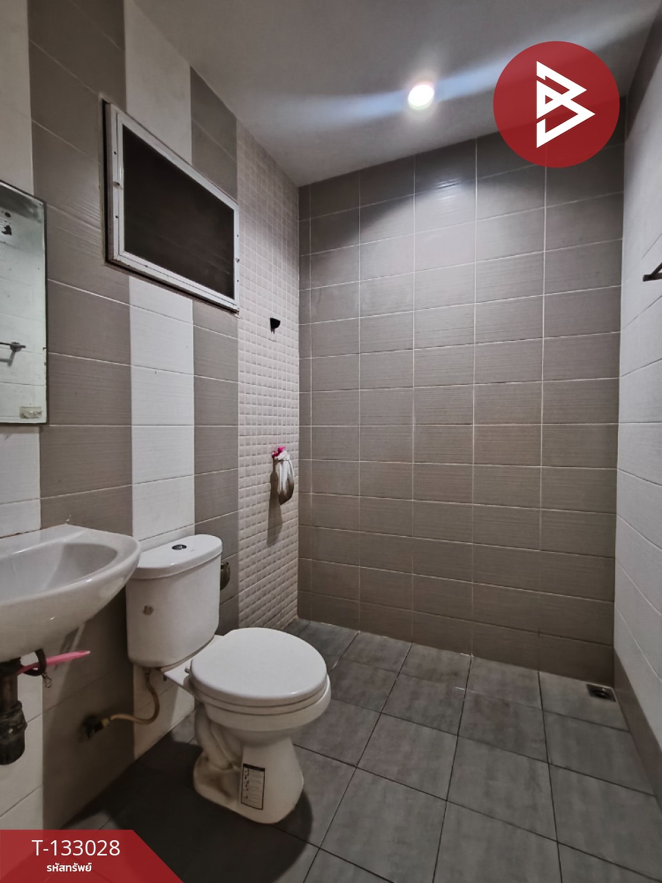 ขายด่วนทาวน์เฮ้าส์ 2 ชั้น หมู่บ้านเอสซีวิลเลจ 5 ปลวกแดง-วังแขยง ระยอง 12