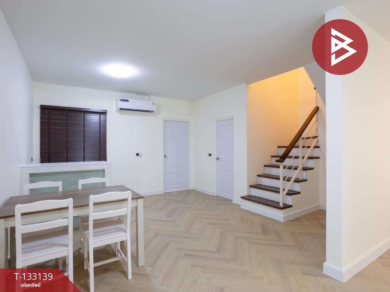 ขายทาวน์เฮ้าส์ หมู่บ้านธนารินทร์ ทาวน์โฮม 1 สมุทรปราการ รีโนเวทใหม่ทั้งหลัง 3