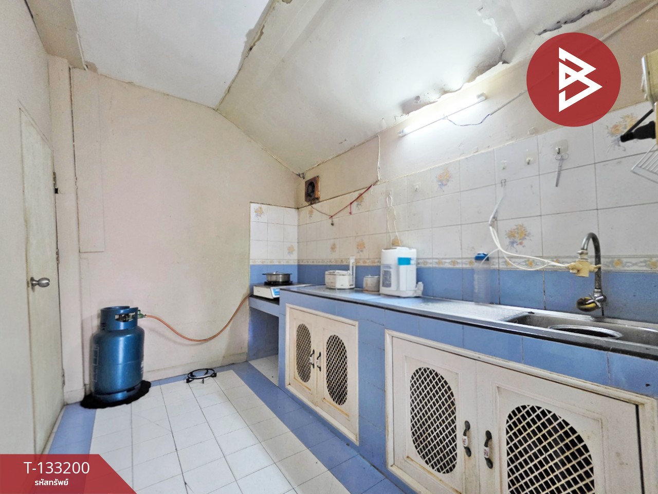 ขายบ้านแฝดหลังริม หมู่บ้านพฤกษา 15 บางพลี-ตำหรุ สมุทรปราการ มีพื้นที่ข้างบ้าน 7