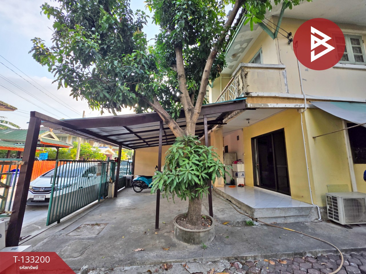 ขายบ้านแฝดหลังริม หมู่บ้านพฤกษา 15 บางพลี-ตำหรุ สมุทรปราการ มีพื้นที่ข้างบ้าน 2