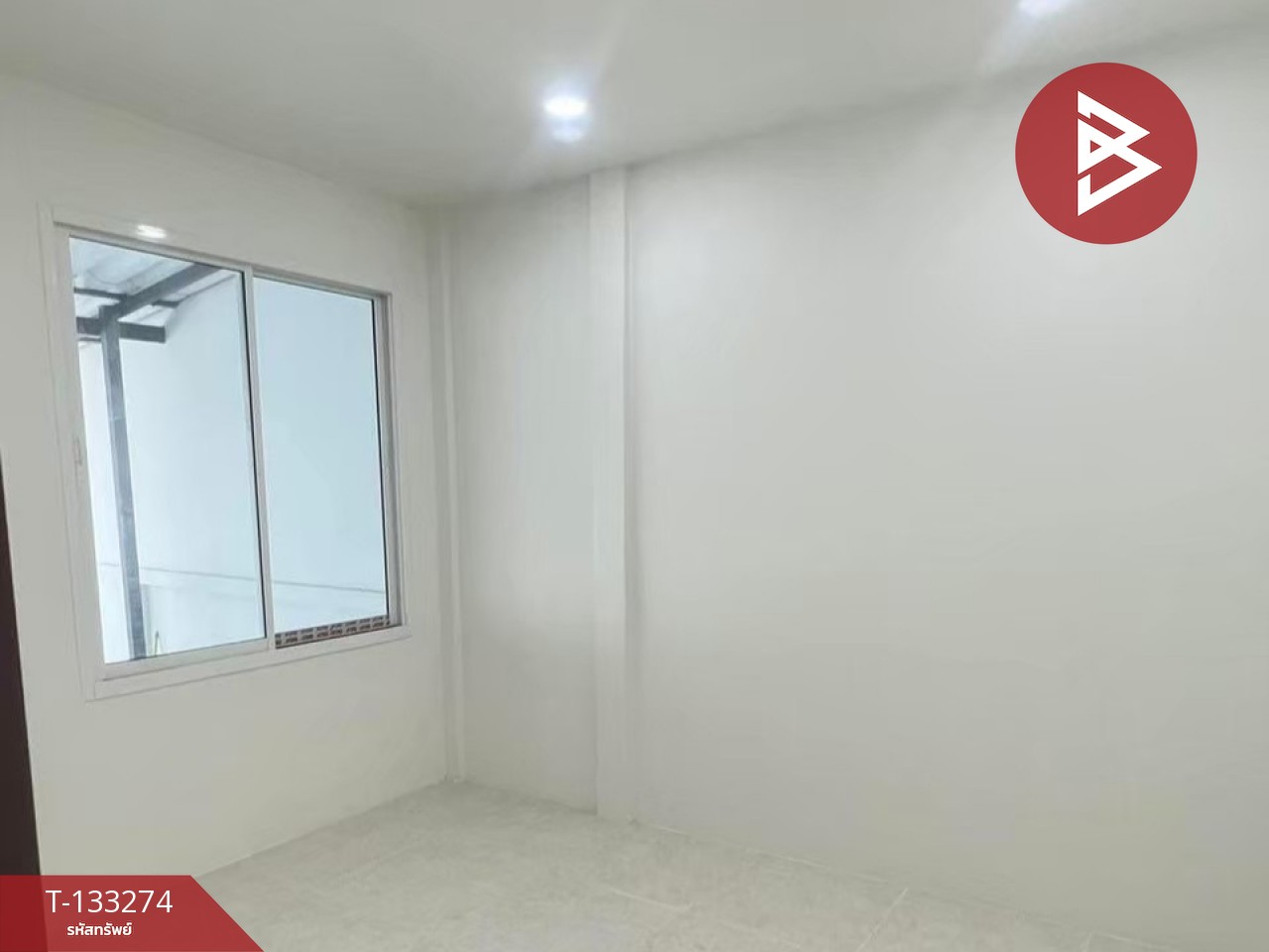 ขายทาวน์เฮ้าส์ หมู่บ้านชลเทพ บางพลี สมุทรปราการ 4