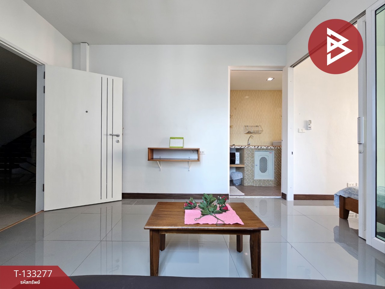 ขายคอนโด ดิไอดอล บางแสน (The Idol Condo Bangsaen) ห้องริม วิวสระว่ายน้ำ 2