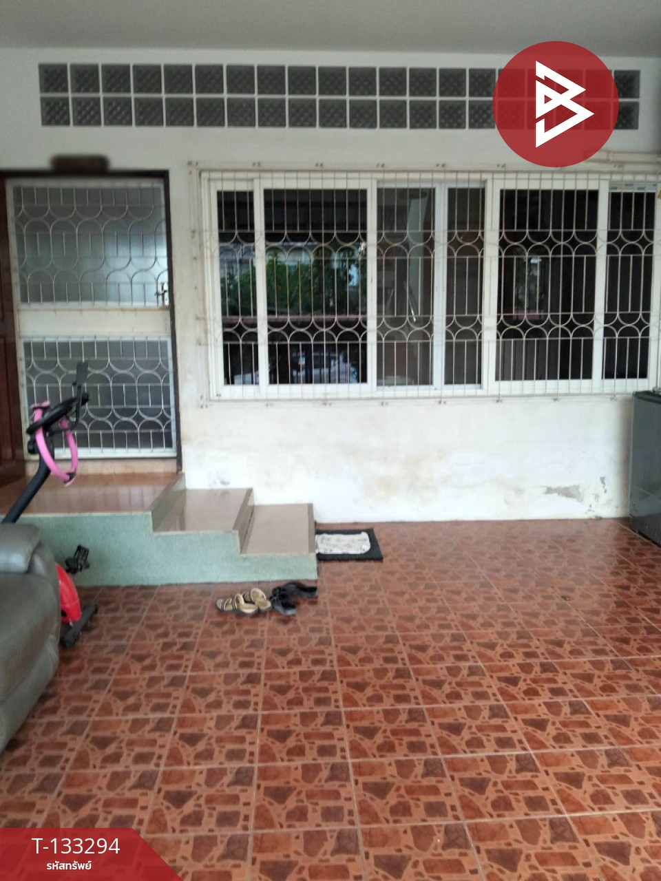 ขายทาวน์เฮ้าส์ 3 ชั้น เนื้อที่ 23.7 ตร.วา หาดใหญ่ สงขลา 2