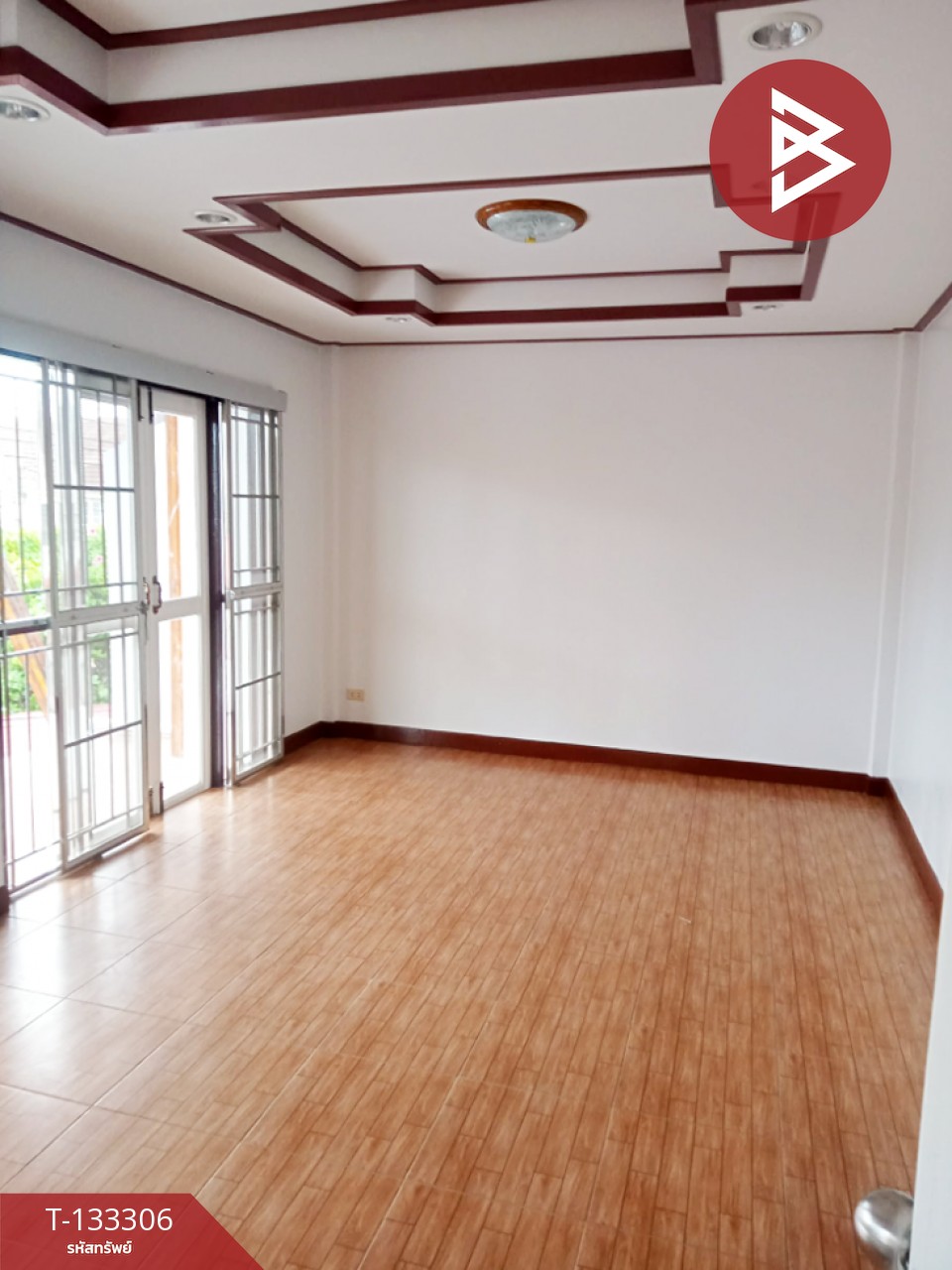 ขายบ้านแฝด หมู่บ้านเมืองเอกบางปู สมุทรปราการ พร้อมอยู่ 9