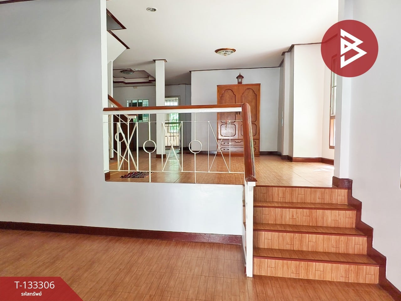 ขายบ้านแฝด หมู่บ้านเมืองเอกบางปู สมุทรปราการ พร้อมอยู่ 6