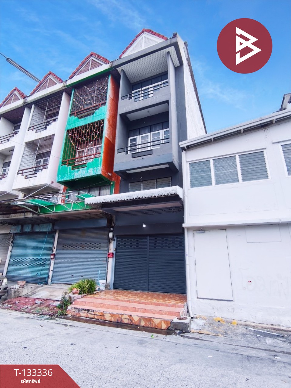 ขายอาคารพาณิชย์ 3 ชั้น เนื้อที่ 18.9 ตร.วา ลำลูกกา ปทุมธานี รีโนเวทใหม่ 2