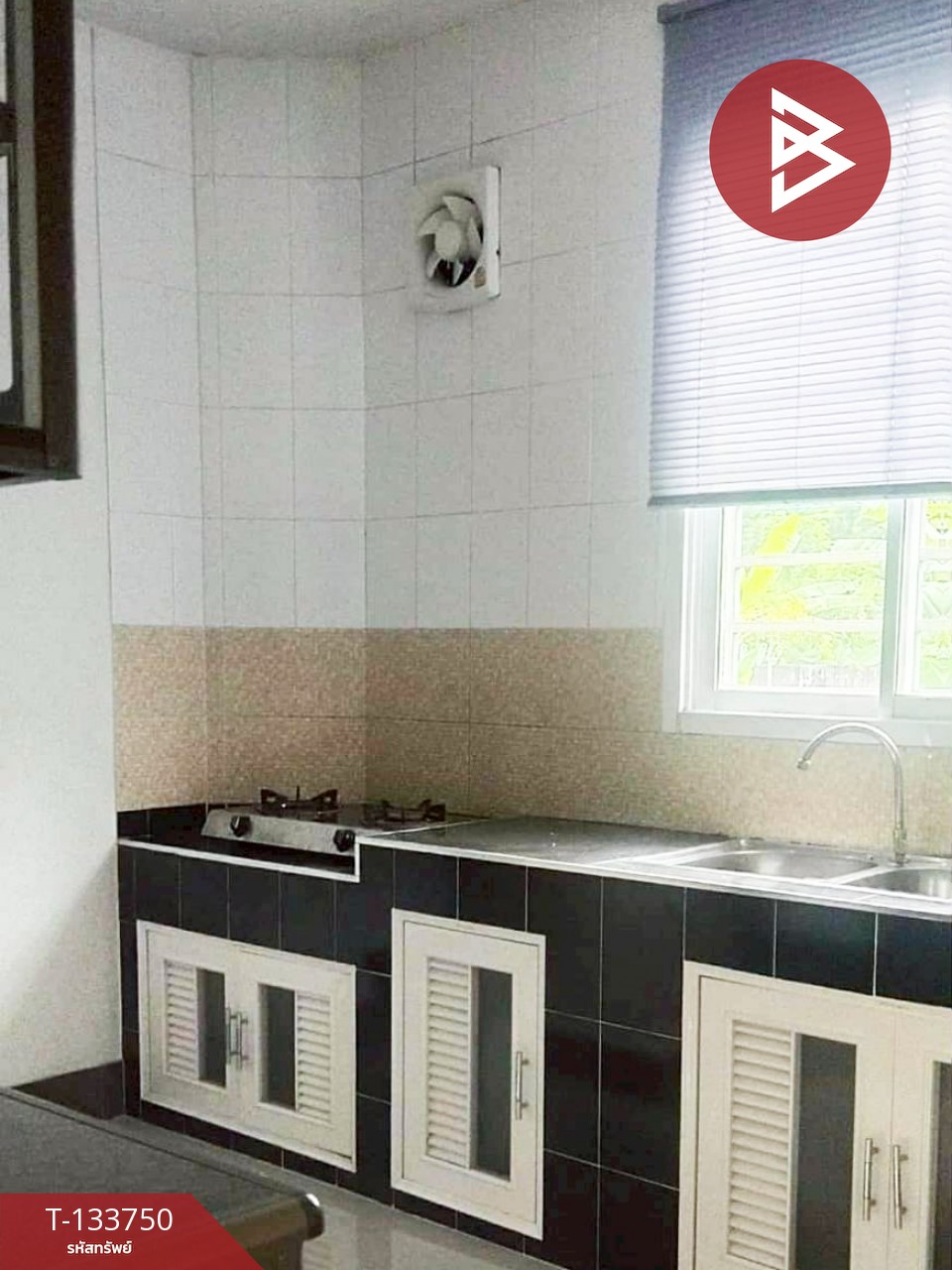 ขายอาคารพาณิชย์ 3 ชั้น เนื้อที่ 21.3 ตร.วา บ้านค่าย ระยอง 4