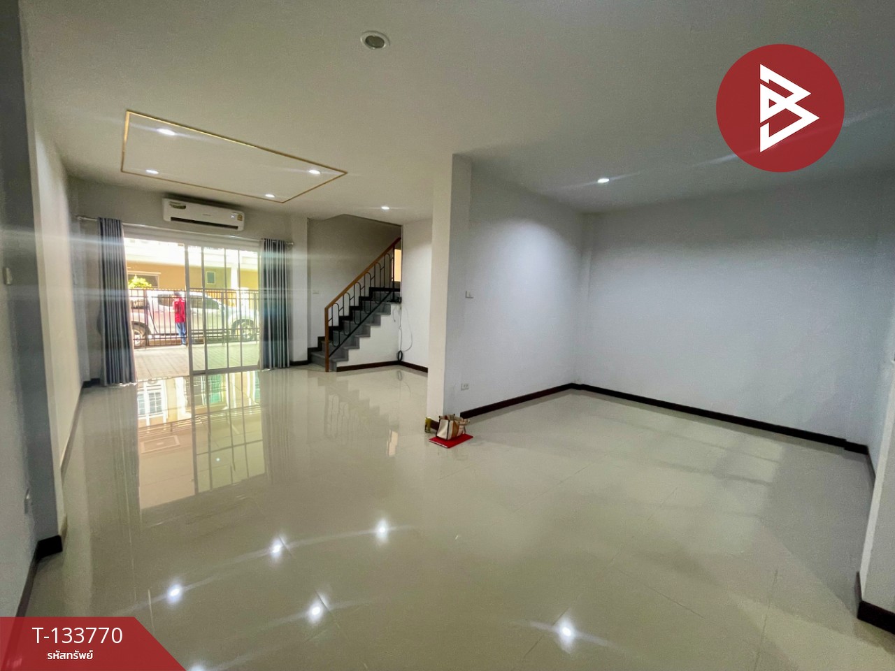 ขายทาวน์เฮ้าส์ หมู่บ้านนิราวิลล์ ไอริช สมุทรสาคร 4