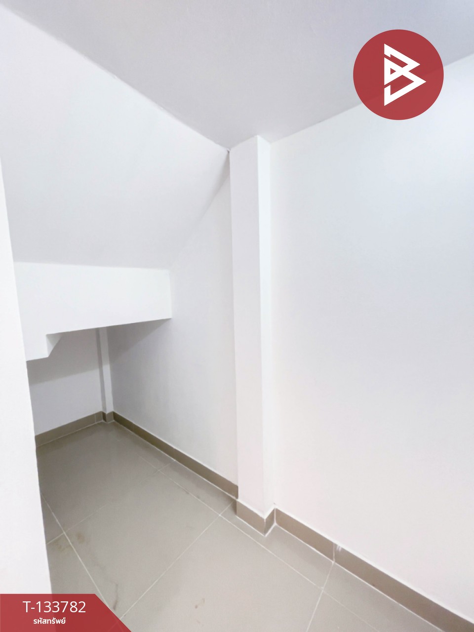 ขายอาคารพาณิชย์ 3 ชั้น เนื้อที่ 21.5 ตร.วา สามพราน นครปฐม 5