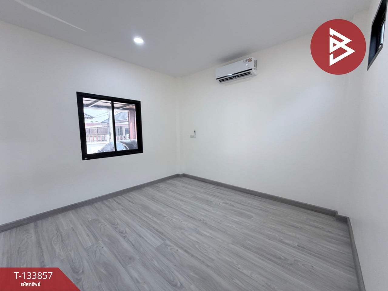 ขายบ้านเดี่ยวชั้นเดียว มี 2 หลัง เนื้อที่ 40 ตร.วา ธรรมศาลา นครปฐม 11