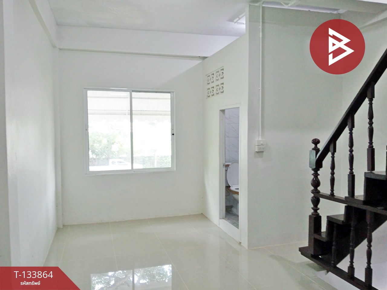 ขายทาวน์เฮ้าส์ 3 ชั้น เนื้อที่ 12.9 ตร.วา นครสวรรค์ตก นครสวรรค์ 6