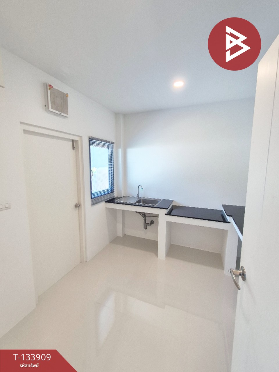 ขายบ้านเดี่ยว หมู่บ้านอภิทาวน์ สุราษฎร์ธานี (Apitown Suratthani) พร้อมเข้าอยู่ 8