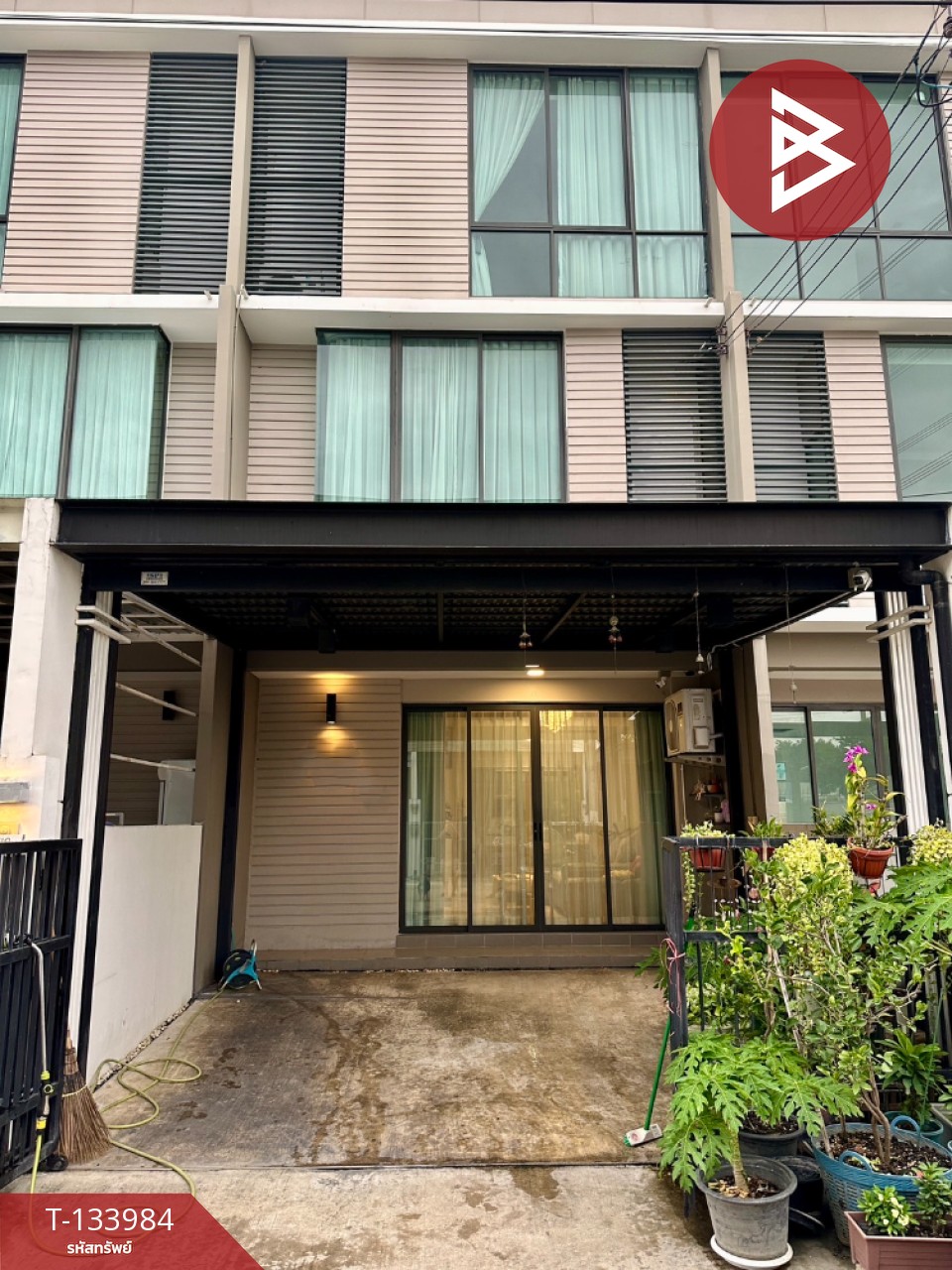 ขายทาวน์เฮ้าส์ หมู่บ้านพาทิโอ รามคำแหง-วงแหวน ลาดกระบัง กรุงเทพมหานคร (Patio Ramkhamhaeng-Wongwaen) 2