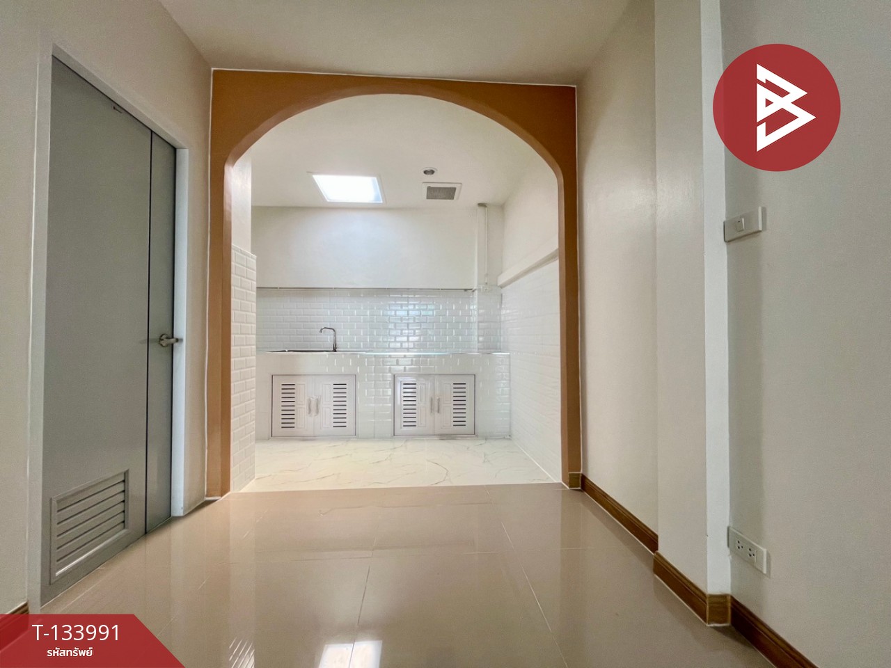 ขายทาวน์เฮ้าส์ 2 ชั้น หมู่บ้านป้อมปราการ พระสมุทรเจดีย์ สมุทรปราการ รีโนเวทใหม่ 8