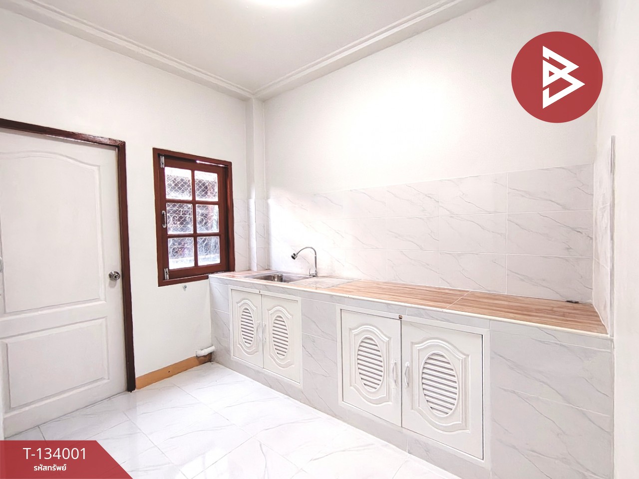 ขายถูกทาวน์เฮ้าส์ หมู่บ้านสินเพชร บางพลี สมุทรปราการ รีโนเวทใหม่ 4