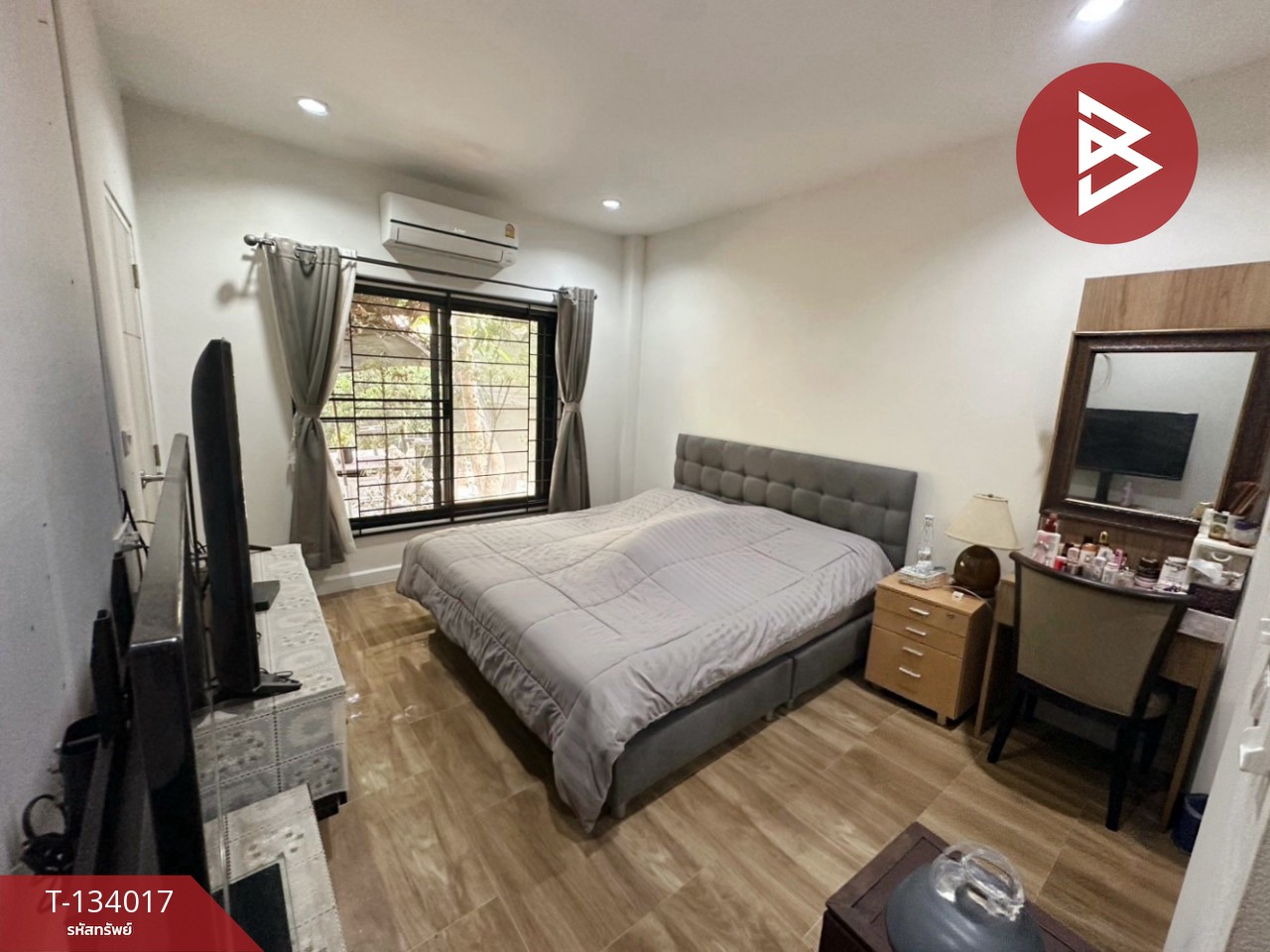 ขายบ้านเดี่ยวชั้นเดียว เนื้อที่ 118 ตร.วา เมืองสิงห์บุรี ทำเลดีติดถนน 6