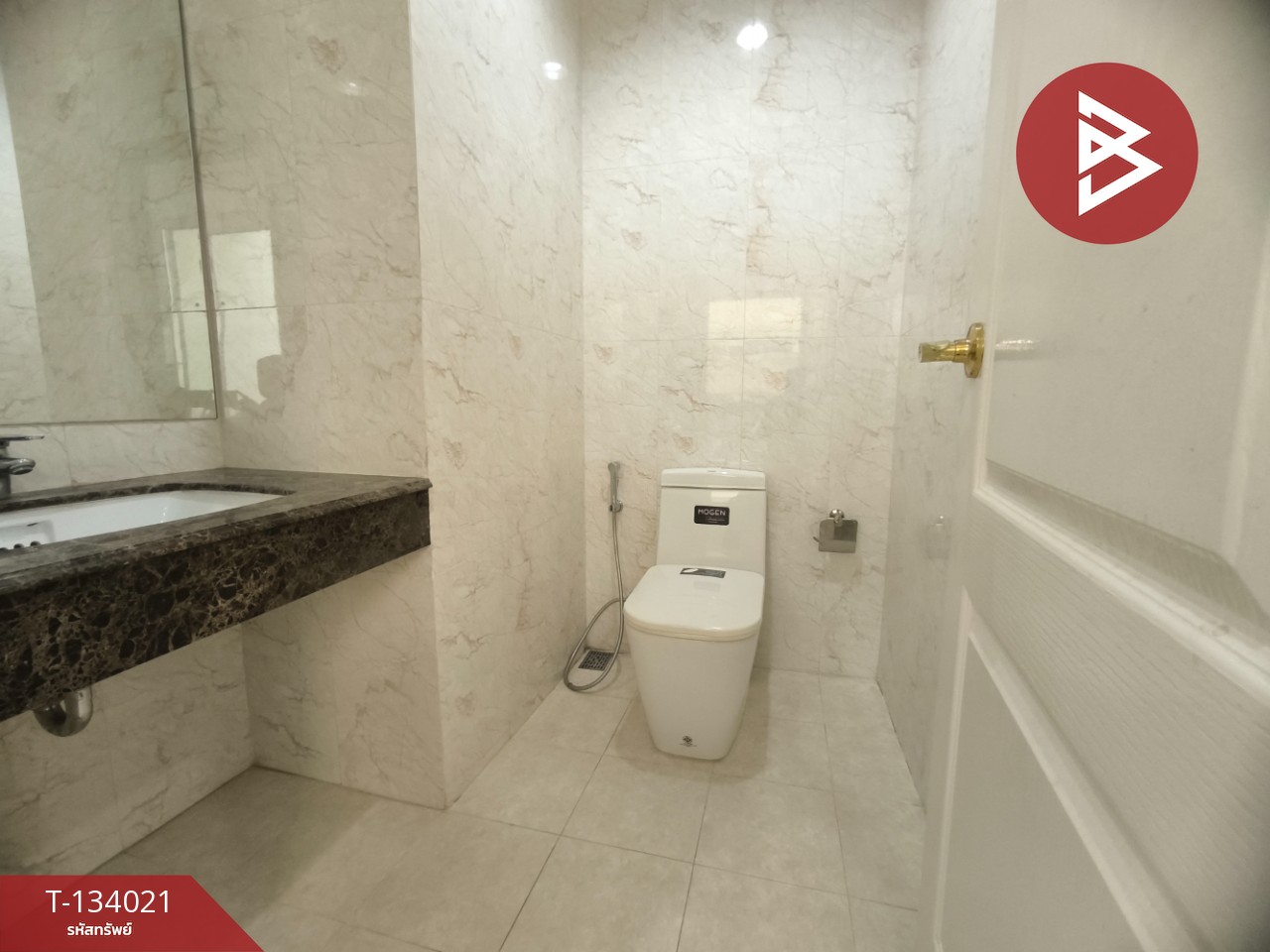 ขายทาวน์เฮ้าส์ หมู่บ้านเดอะเวลลิงตัน ทาวน์โฮม ศรีนครินทร์ (TheWellington Townhome Srinakarin) สมุทรปราการ 13