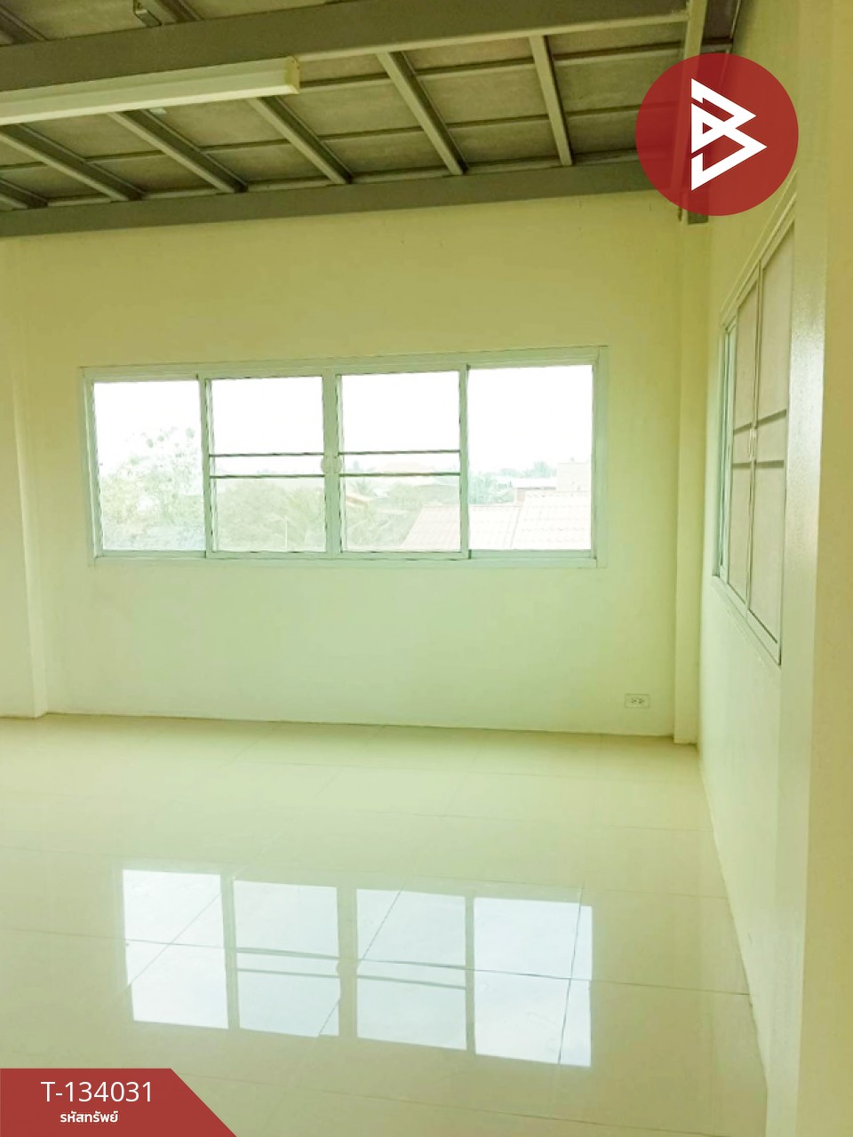 ขายอาคารพาณิชย์ 3 ชั้นครึ่ง 3 คูหา ศรีสัชนาลัย สุโขทัย ทำเลทองใจกลางชุมชน 12