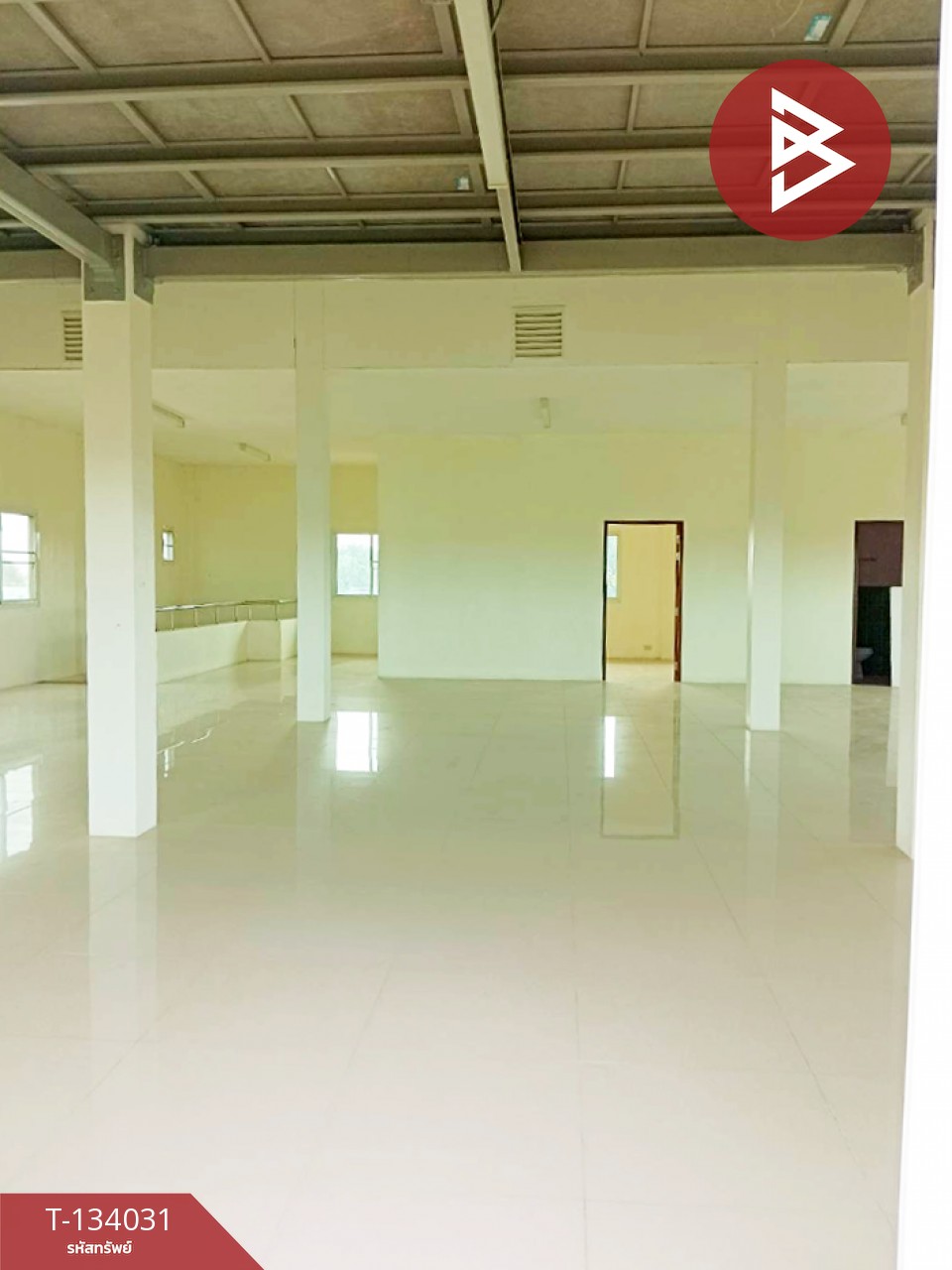 ขายอาคารพาณิชย์ 3 ชั้นครึ่ง 3 คูหา ศรีสัชนาลัย สุโขทัย ทำเลทองใจกลางชุมชน 10