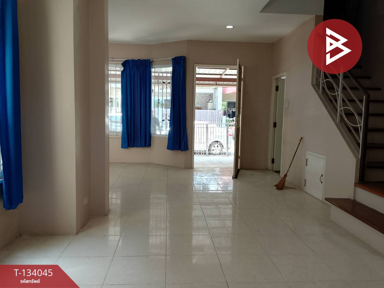 ขายทาวน์เฮ้าส์ หมู่บ้านมายโฮมทาวน์ (my home town) สมุทรปราการ 6