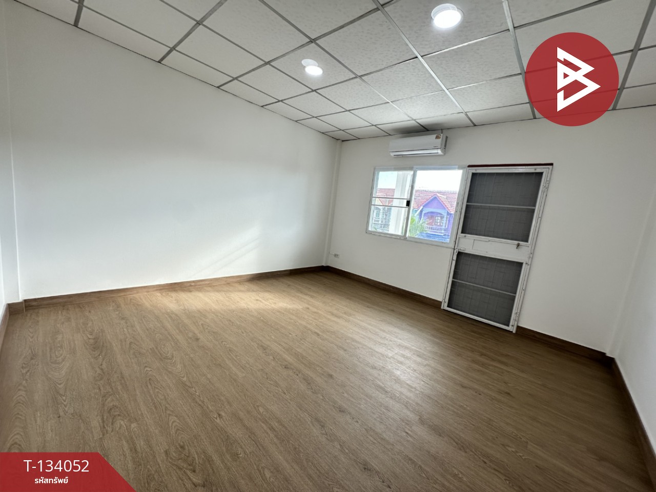 ขายทาวน์เฮ้าส์ หมู่บ้านวโรชา5 บางบ่อ สมุทรปราการ 9