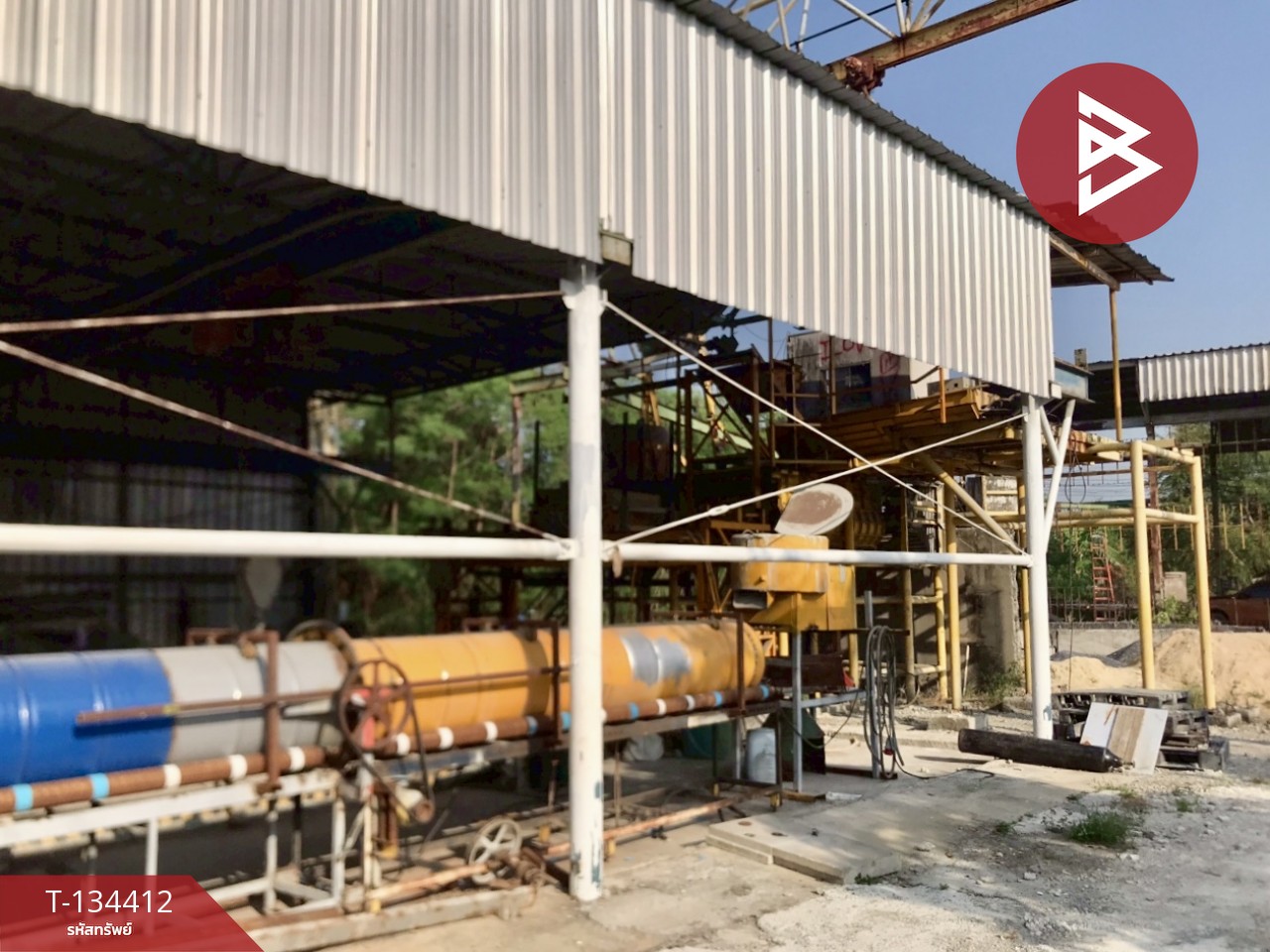 ขายด่วนโกดังพร้อมสำนักงาน เนื้อที่ 10 ไร่ มีนบุรี กรุงเทพฯ ติดถนนสุวินทวงศ์ ทำเลทอง 9