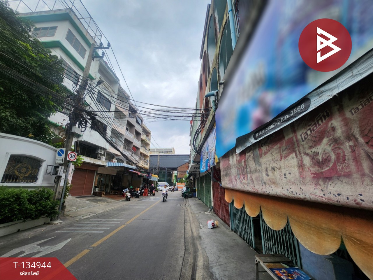 ขายอาคารพาณิชย์ 3 ชั้น เนื้อที่ 19 ตร.วา ยานนาวา กรุงเทพมหานคร 14