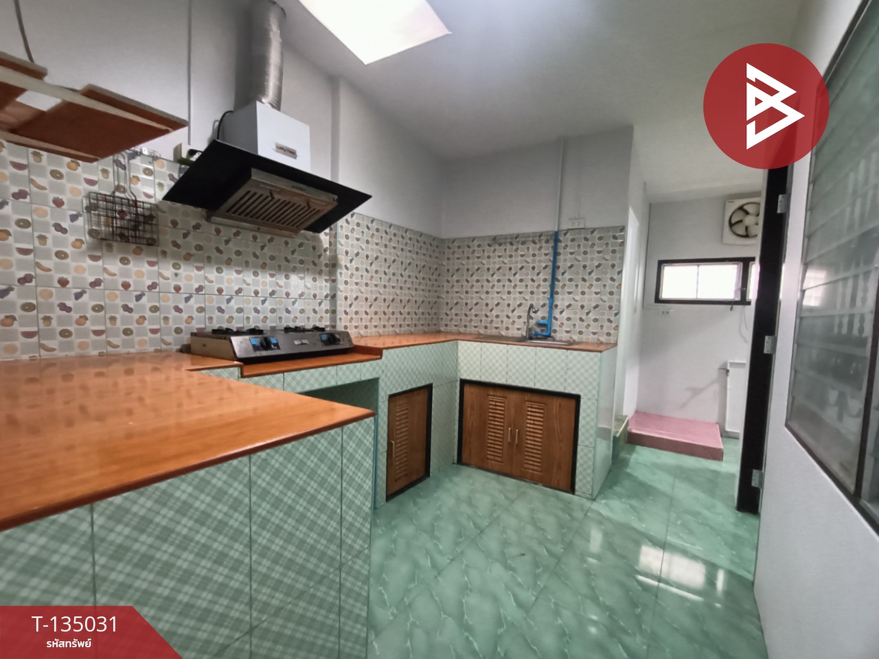 ขายทาวน์เฮ้าส์ หมู่บ้านชลเทพ บางพลี สมุทรปราการ 9