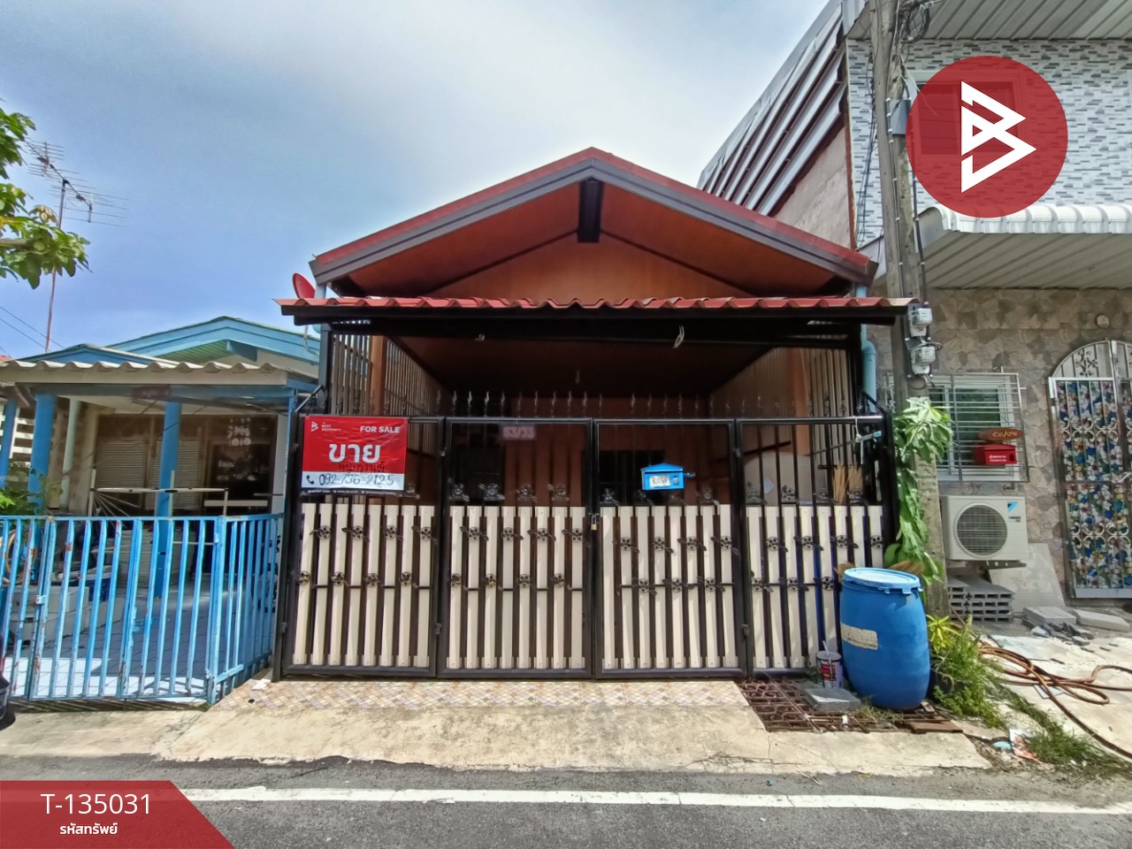 ขายทาวน์เฮ้าส์ หมู่บ้านชลเทพ บางพลี สมุทรปราการ 1