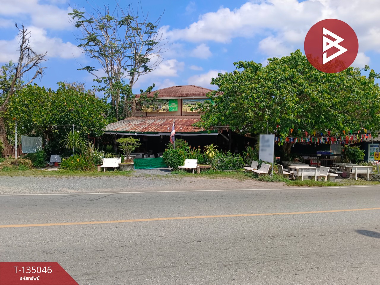 ขายบ้านเดี่ยว 2 ชั้น เนื้อที่ 13.7 ตารางวา อ.มะขาม จันทบุรี ติดถนนทำเลดี 1