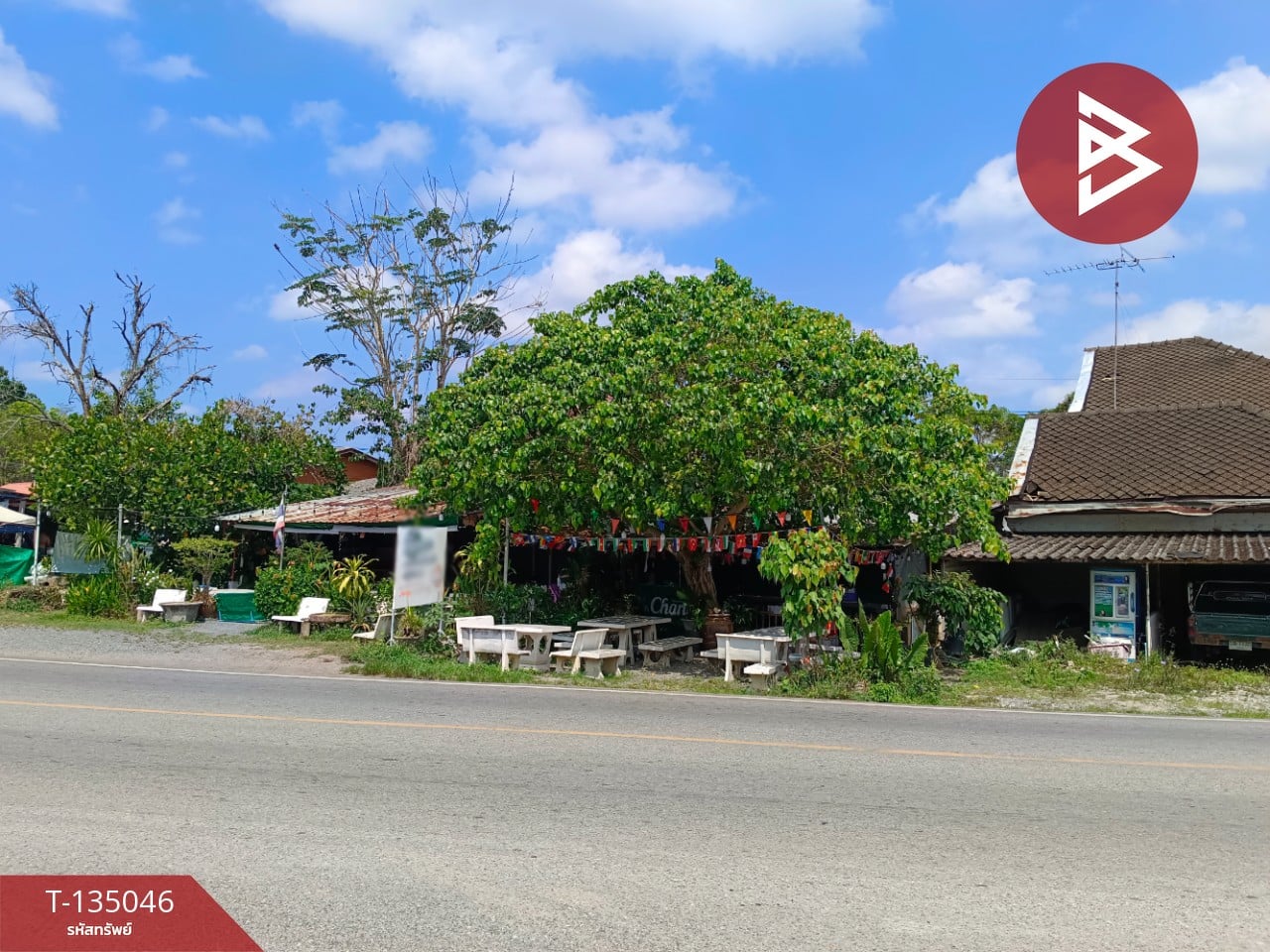 ขายบ้านเดี่ยว 2 ชั้น เนื้อที่ 13.7 ตารางวา อ.มะขาม จันทบุรี ติดถนนทำเลดี 2