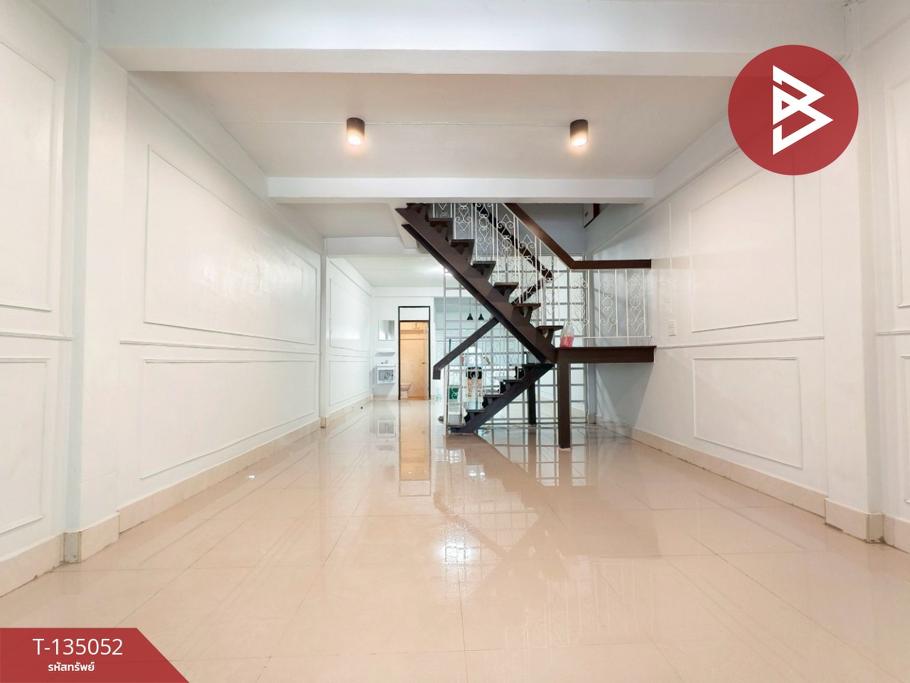 ขายทาวน์เฮ้าส์ หมู่บ้านชุมชน 300 ห้อง มหาชัย สมุทรสาคร รีโนเวทใหม่ 3