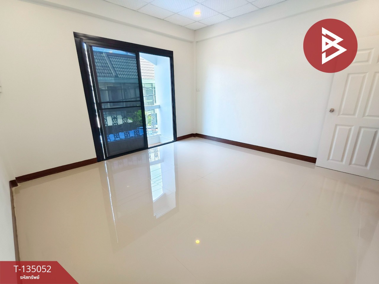 ขายทาวน์เฮ้าส์ หมู่บ้านชุมชน 300 ห้อง มหาชัย สมุทรสาคร รีโนเวทใหม่ 10