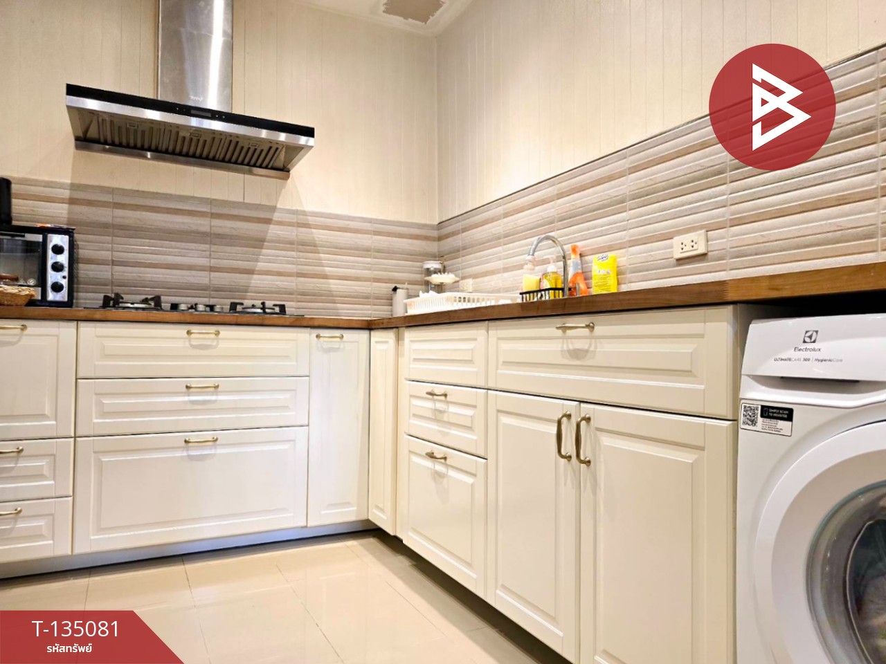 ขายทาวน์เฮ้าส์หลังริม หมู่บ้านกานดา บ้านริมคลอง 2 พันท้ายนรสิงห์ สมุทรสาคร พื้นที่กว้าง 8