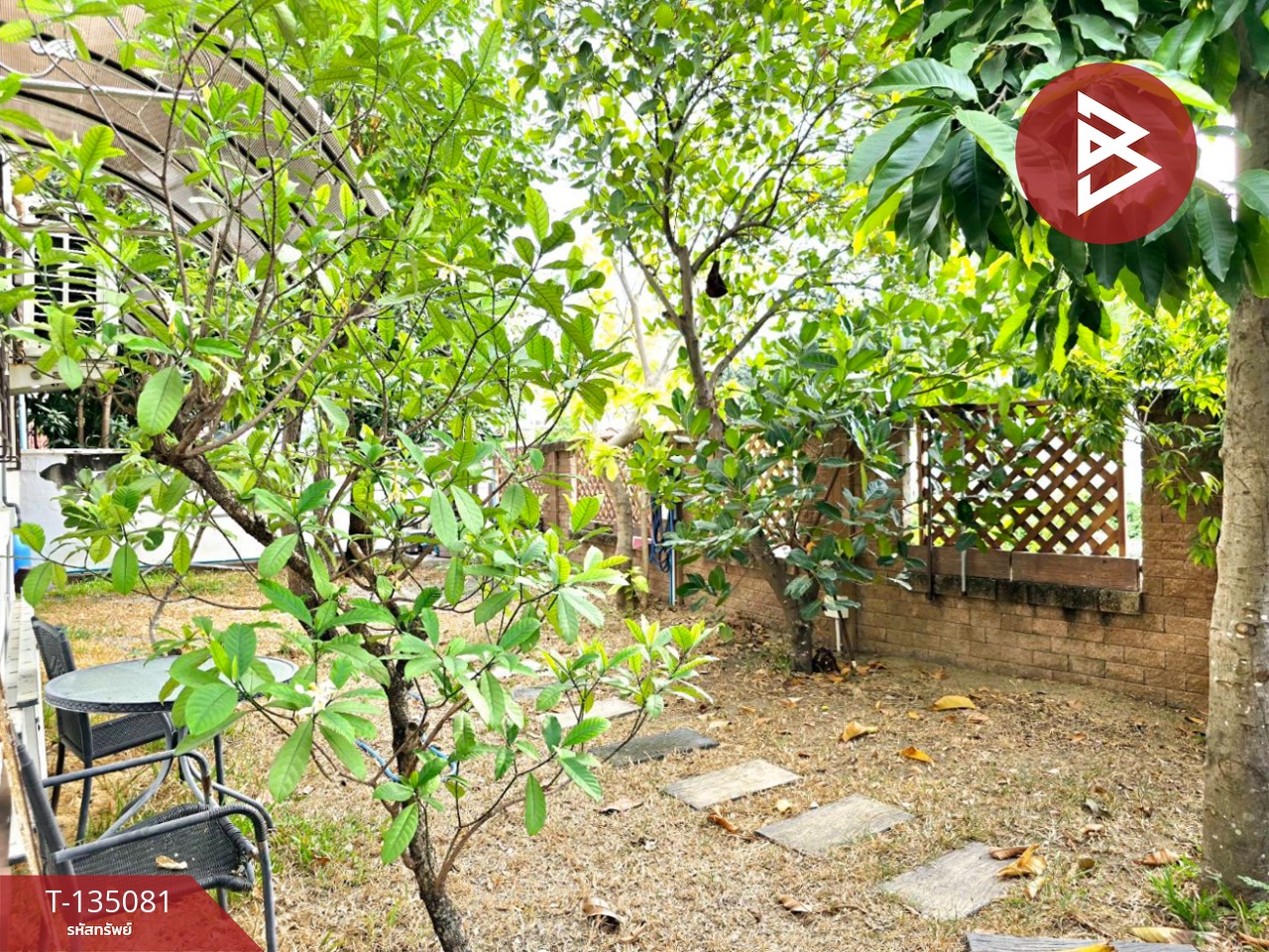 ขายทาวน์เฮ้าส์หลังริม หมู่บ้านกานดา บ้านริมคลอง 2 พันท้ายนรสิงห์ สมุทรสาคร พื้นที่กว้าง 15