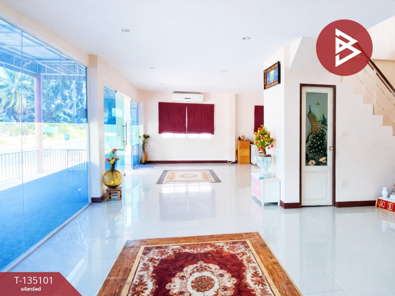 ขายอาคารพาณิชย์ 2 ชั้น เนื้อที่ 42.4 ตร.วา เนินพระ ระยอง 4