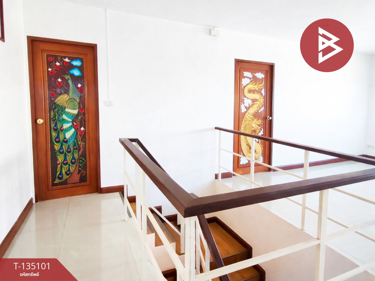 ขายอาคารพาณิชย์ 2 ชั้น เนื้อที่ 42.4 ตร.วา เนินพระ ระยอง 6