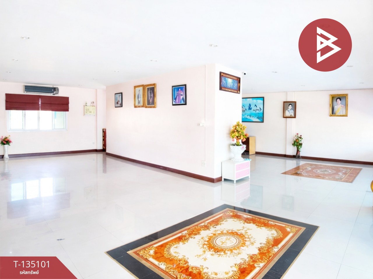 ขายอาคารพาณิชย์ 2 ชั้น เนื้อที่ 42.4 ตร.วา เนินพระ ระยอง 3