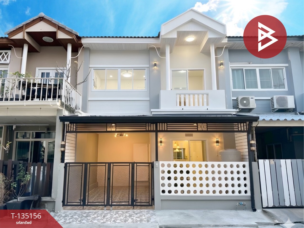 ขายทาวน์เฮ้าส์ โครงการบ้านวรารักษ์ รามอินทรา (Baan Wararak Ramintra) กรุงเทพมหานคร 1