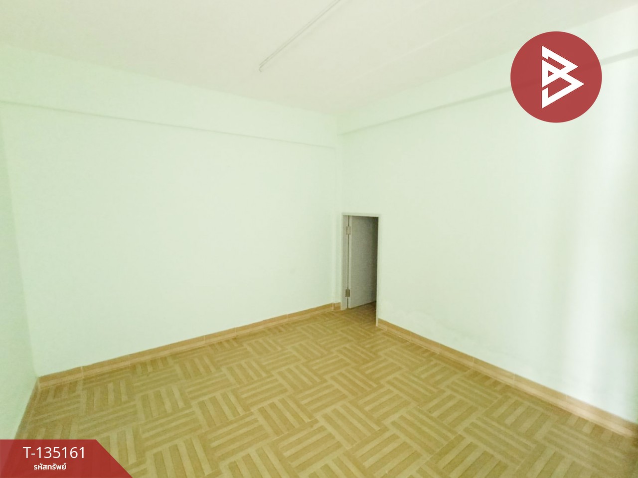 ขายทาวน์เฮ้าส์ 2 ชั้น หมู่บ้านอิ่มอัมพร ระยอง รีโนเวทใหม่ 6