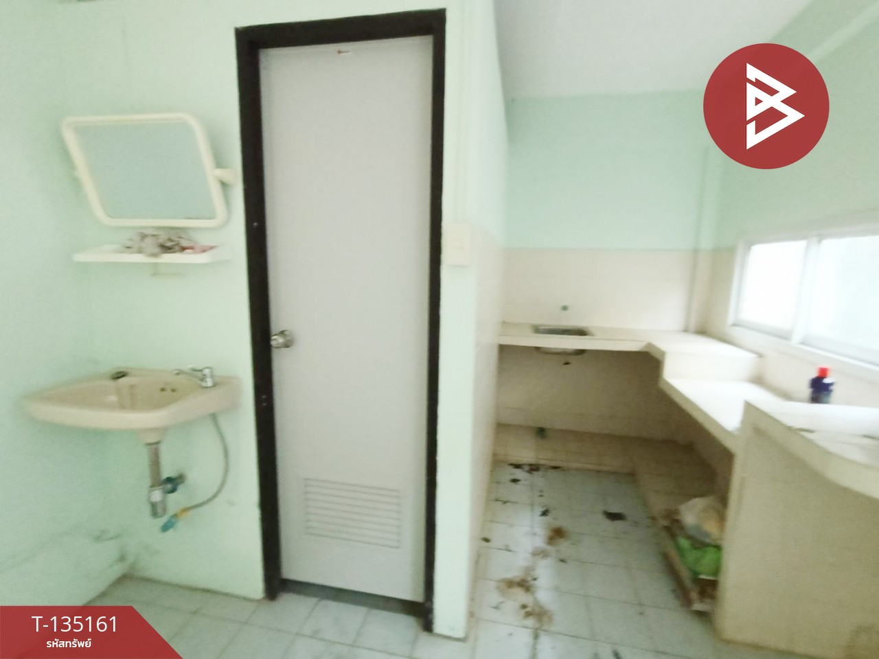 ขายทาวน์เฮ้าส์ 2 ชั้น หมู่บ้านอิ่มอัมพร ระยอง รีโนเวทใหม่ 9