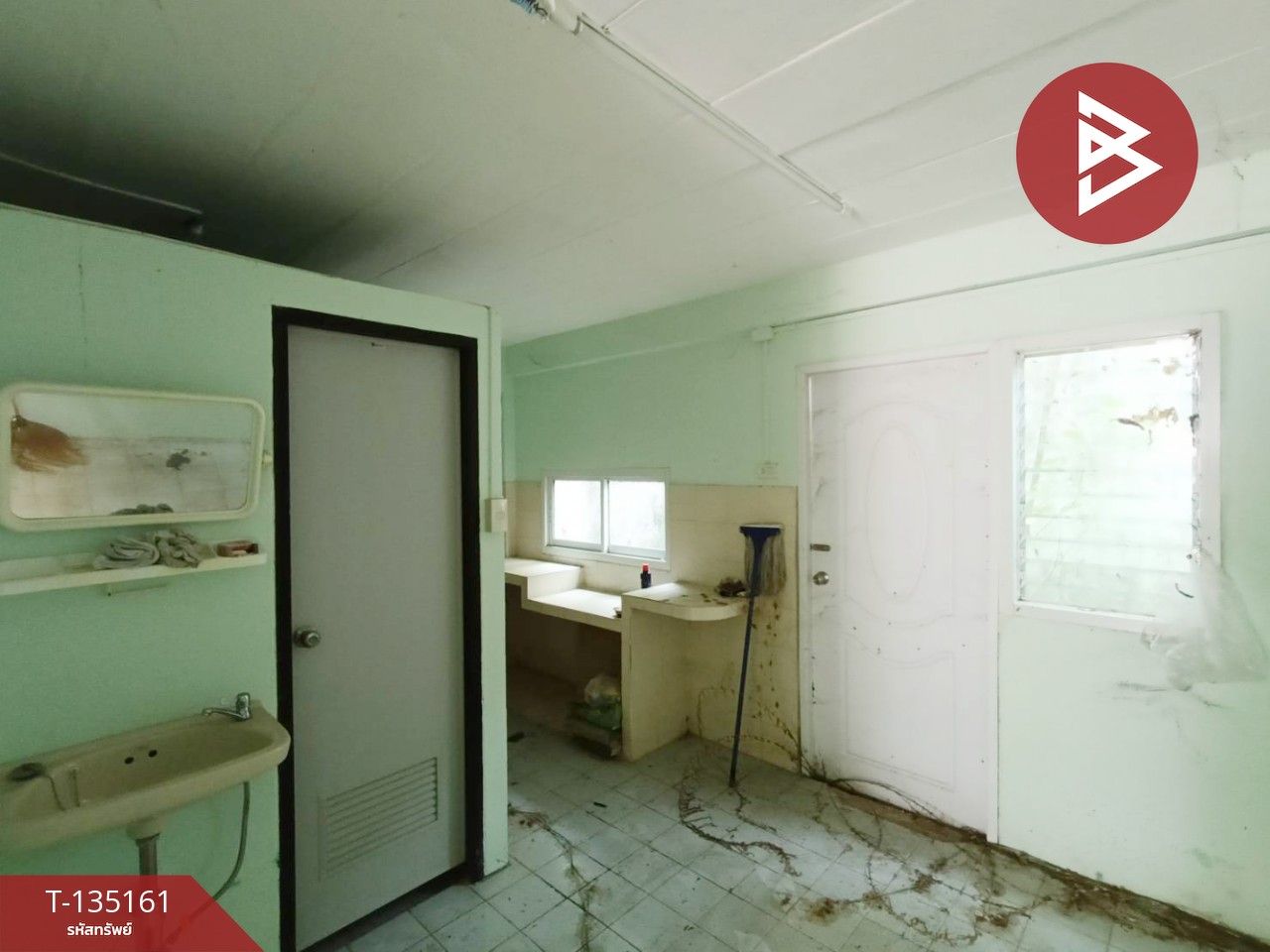 ขายทาวน์เฮ้าส์ 2 ชั้น หมู่บ้านอิ่มอัมพร ระยอง รีโนเวทใหม่ 7