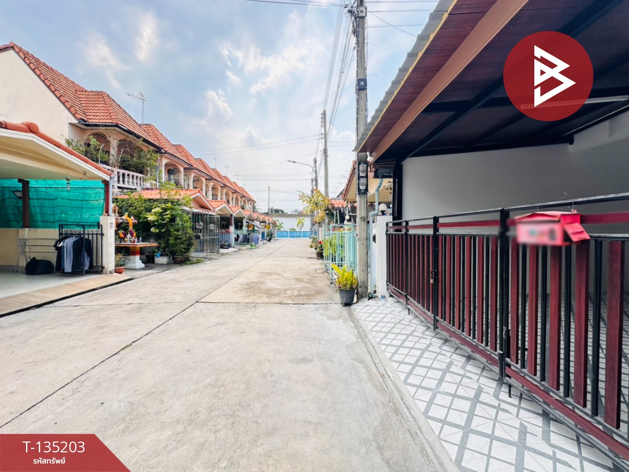 ขายทาวน์เฮ้าส์ ซ.ประปาสามพราน เนื้อที่ 18 ตร.วา สามพราน นครปฐม 13