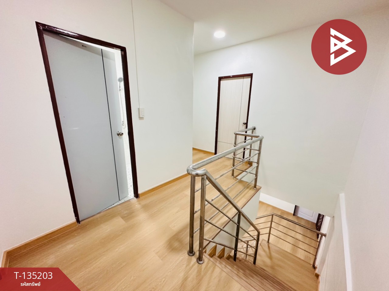 ขายทาวน์เฮ้าส์ ซ.ประปาสามพราน เนื้อที่ 18 ตร.วา สามพราน นครปฐม 9