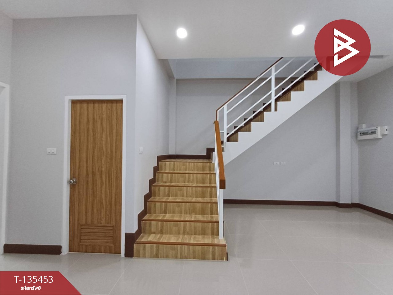 ขายทาวน์เฮ้าส์ 2 ชั้น เนื้อที่ 18.3 ตร.วา ลาดใหญ่ สมุทรสงคราม 4