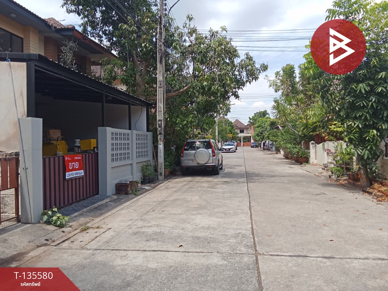 ขายบ้านแฝด 2 ชั้น หมู่บ้านทาบาลี ชลบุรี (Tabali Chonburi) พร้อมอยู่ 2
